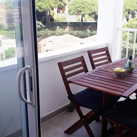 Apartment One Bedroom Flat In Fenals For 4 People *