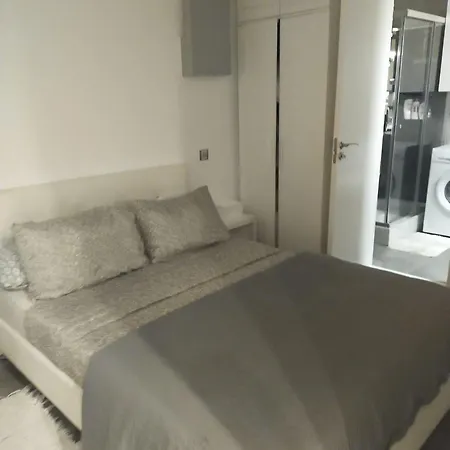 One Bedroom Flat In Fenals For 4 People *