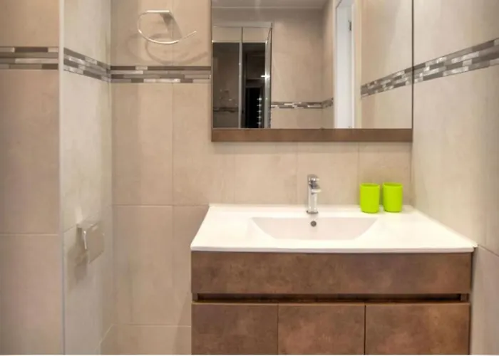 One Bedroom Flat In Fenals For 4 People Lägenhet Lloret de Mar