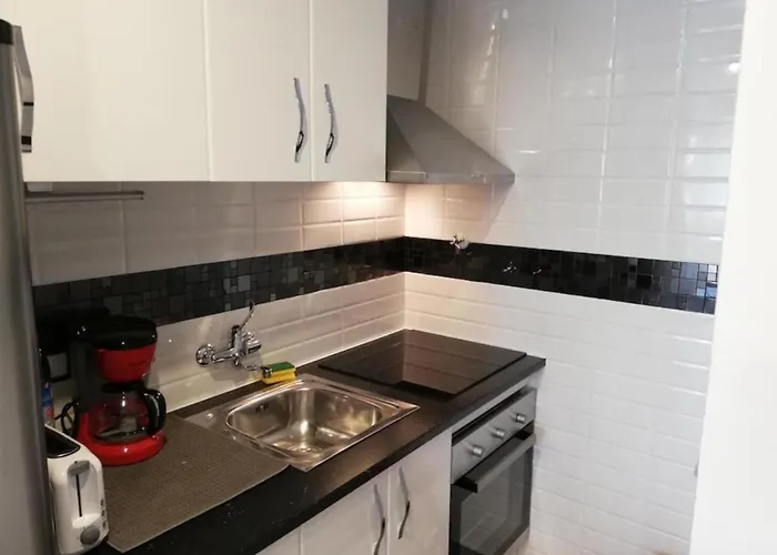 Lägenhet One Bedroom Flat In Fenals For 4 People