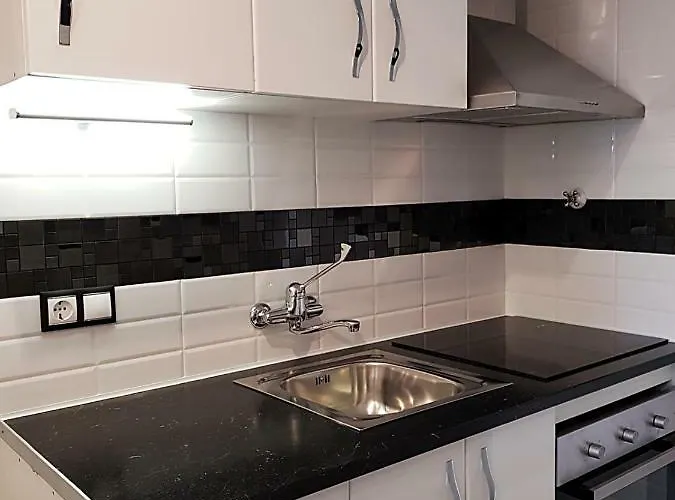 One Bedroom Flat In Fenals For 4 People Lägenhet *